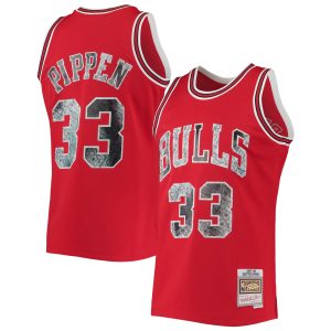 Mitchell & Superior Ness Scottie Pippen Chicago Bulls Red 1997/98 Hardwood Classics NBA 75th Anniversary Diamond Swingman Jersey Collector's item! A rare addition to any collection.