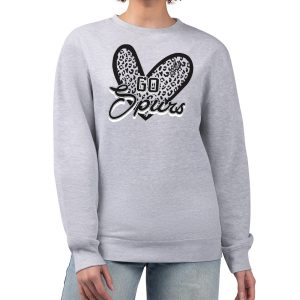 San Antonio Spurs G III 4Her by Carl Banks Heather Gray Women's GIII 4 Her Leopard Heart graphic Fleece Crewneck sweatshirt Luxurious Don't be left out! Get this stylish jersey and show your team pride.